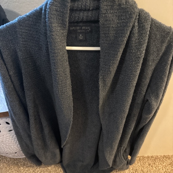 Barefoot dreams, blue cardigan, New without tags size medium - Picture 2 of 4